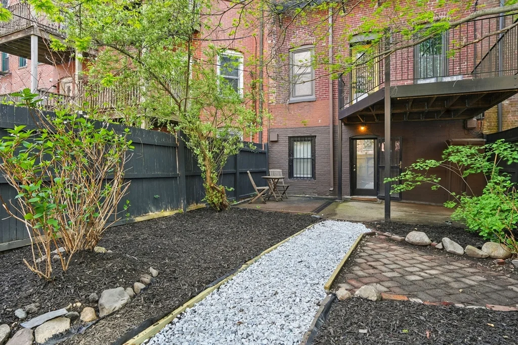 2 bed, 1 bath apartment for rent at 80 E Brookline St Unit 1, South End — photo 18 of 18