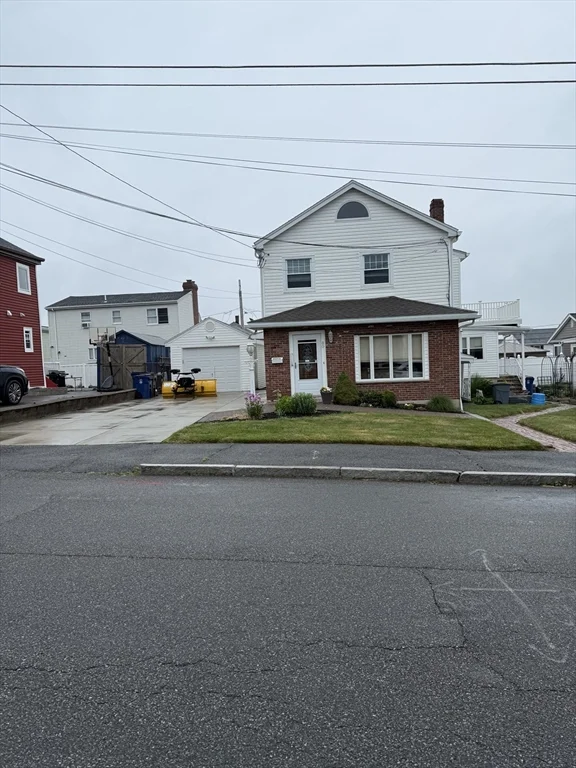 2 bed, 1 bath apartment for rent at 80 Elmwood St Unit 2, Revere — photo 1 of 11