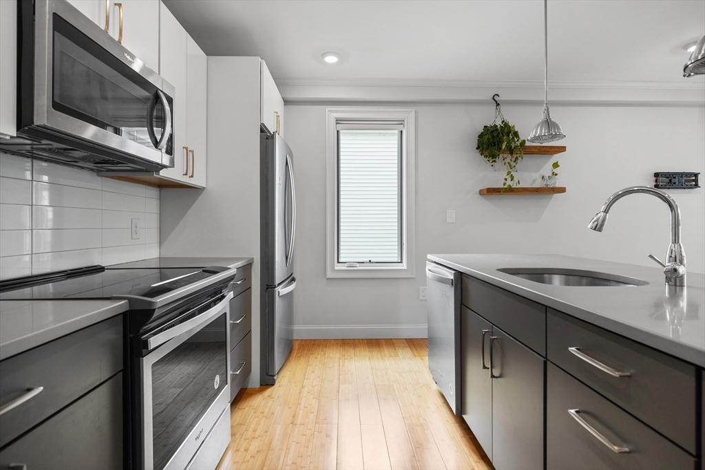 2 bed, 1 bath apartment for rent at 80 Everett St Unit 2, East Boston — photo 5 of 27
