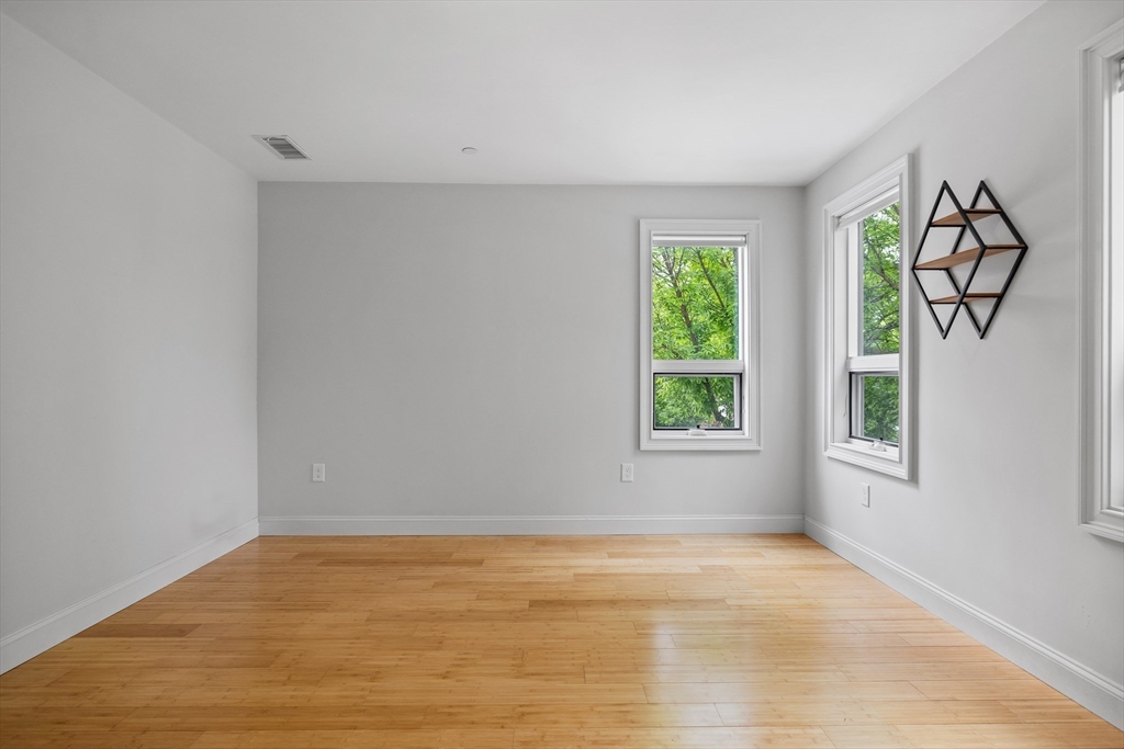 2 bed, 1 bath apartment for rent at 80 Everett St Unit 2, East Boston — photo 14 of 27