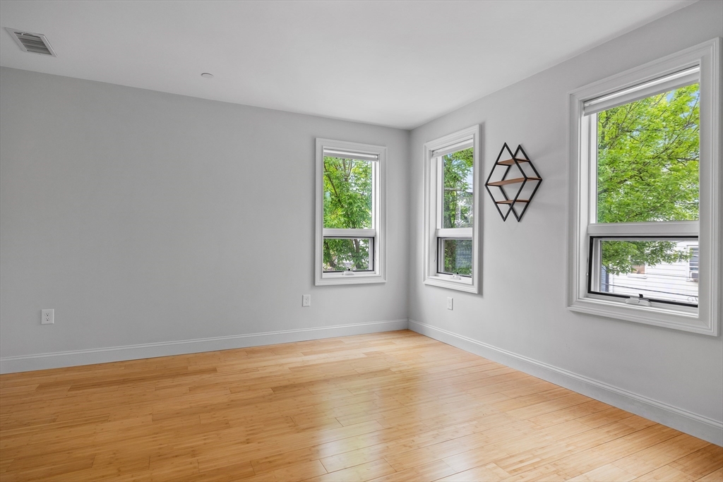 2 bed, 1 bath apartment for rent at 80 Everett St Unit 2, East Boston — photo 15 of 27