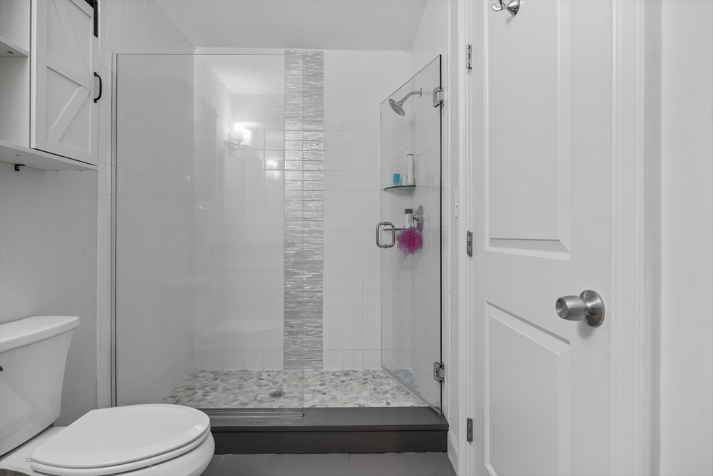2 bed, 1 bath apartment for rent at 80 Everett St Unit 2, East Boston — photo 21 of 27