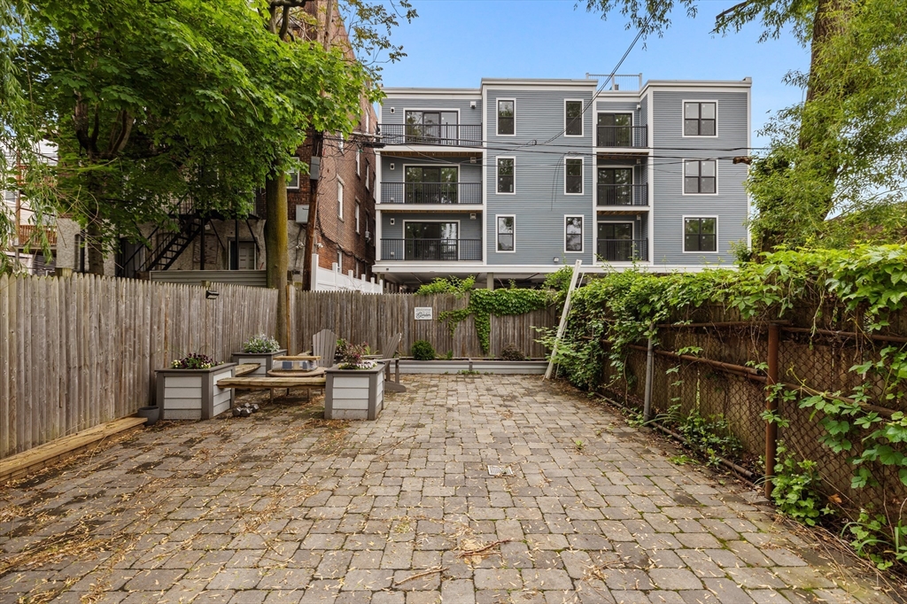 2 bed, 1 bath apartment for rent at 80 Everett St Unit 2, East Boston — photo 26 of 27
