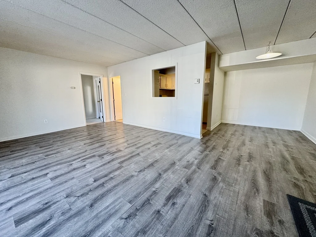1 bed, 1 bath apartment for rent at 80 High St Unit 102, Dedham — photo 2 of 15