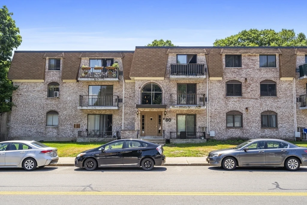 1 bed, 1 bath apartment for rent at 80 High St Unit 102, Dedham — photo 15 of 15