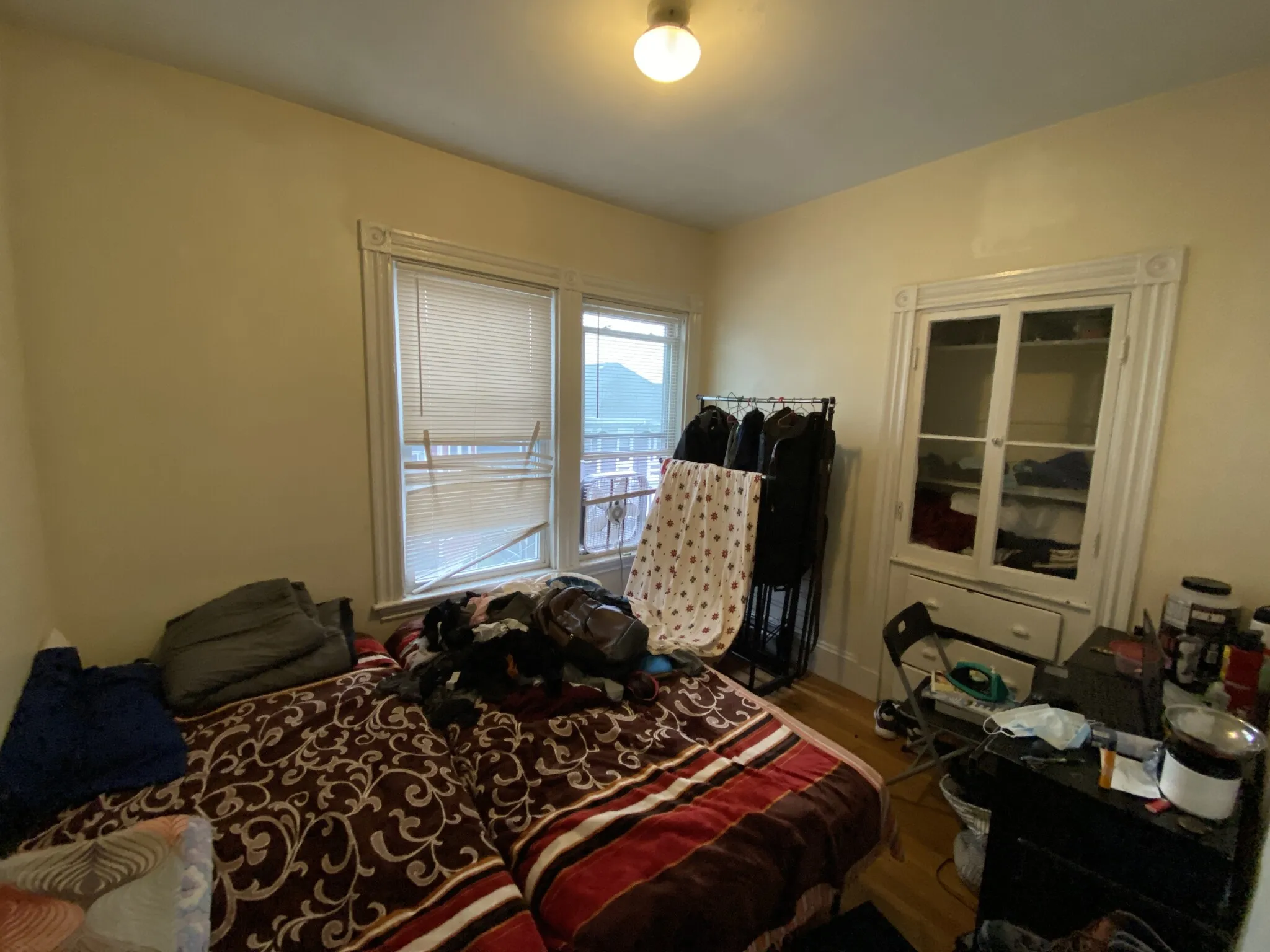 3 bed, 1 bath apartment for rent at 80 Hillside St Unit 3, Mission Hill — photo 7 of 9