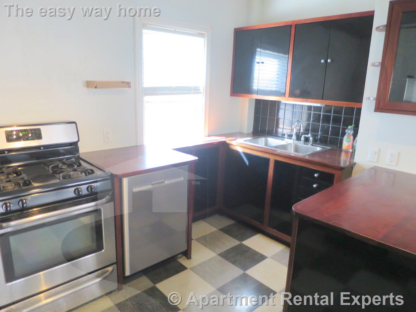 3 bed, 1 bath apartment for rent at 80 Irving St Unit 2, Davis Square — photo 5 of 19