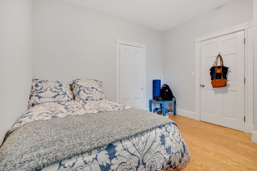 3 bed, 1 bath apartment for rent at 80 Kinnaird St Unit 1, Riverside — photo 15 of 23