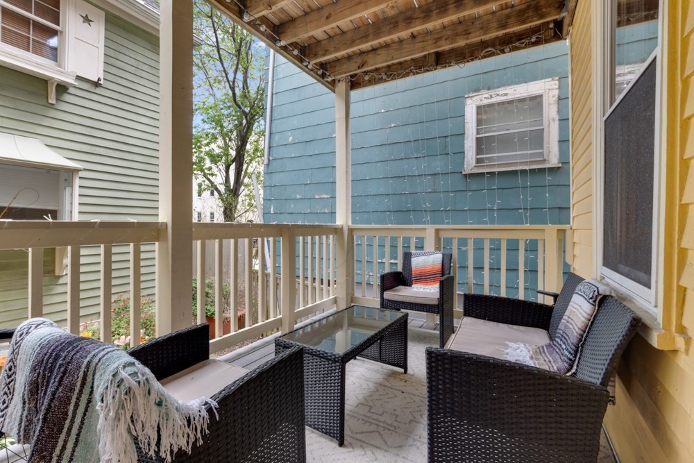 3 bed, 1 bath apartment for rent at 80 Kinnaird St Unit 1, Riverside — photo 22 of 23