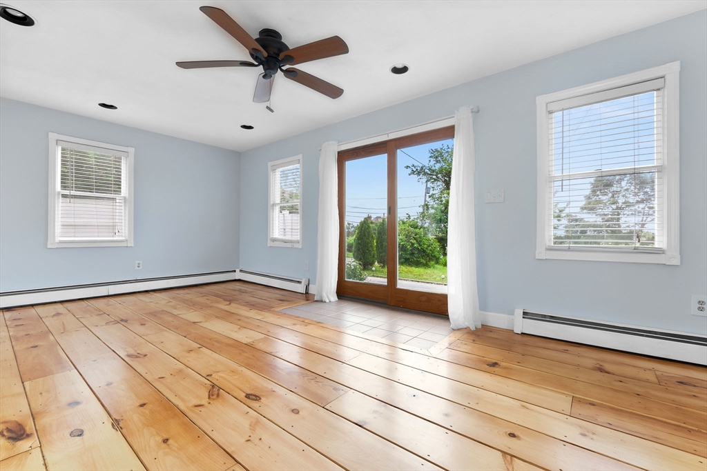 3 bed, 1 bath apartment for rent at 80 Lennox Rd Unit 1, Little Nahant — photo 6 of 31