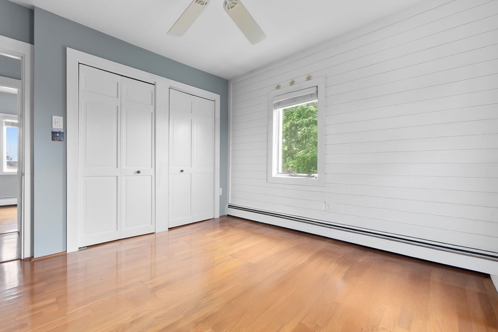 3 bed, 1 bath apartment for rent at 80 Lennox Rd Unit 1, Little Nahant — photo 25 of 31