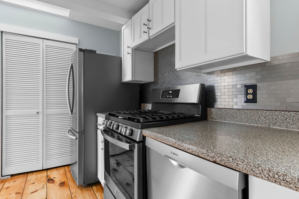 3 bed, 1 bath apartment for rent at 80 Lennox Rd Unit 1, Little Nahant — photo 16 of 31