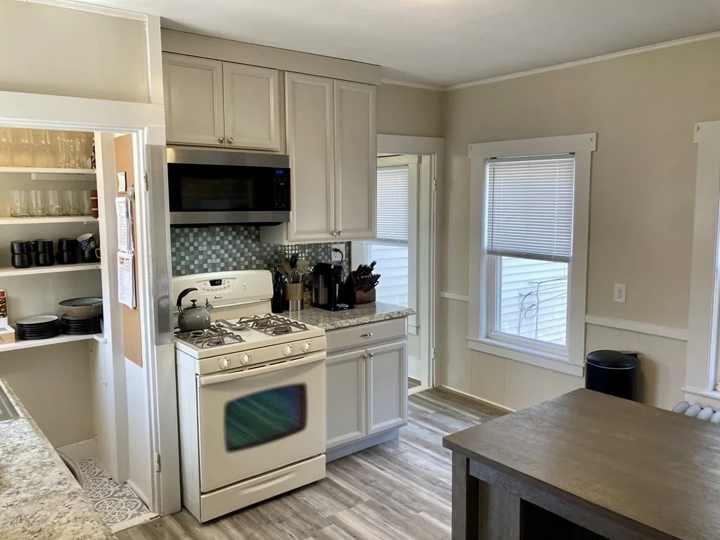 2 bed, 1 bath apartment for rent at 80 Lincoln St Unit 2, Marlborough — photo 3 of 15