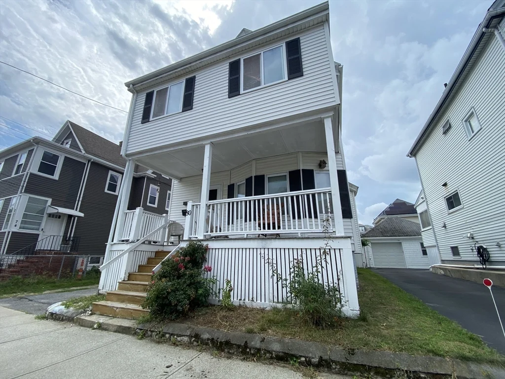 2 bed, 1 bath apartment for rent at 80 Madison Ave Unit 1, Everett