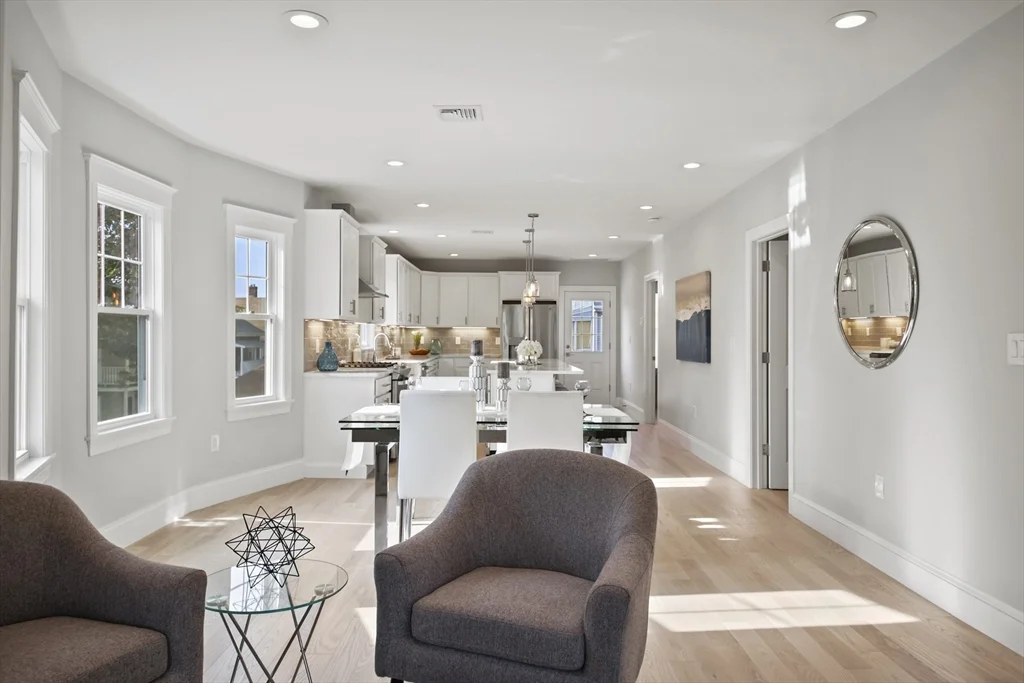 4 bed, 2 bath apartment for rent at 80 Massachusetts Ave Unit 80, Arlington — photo 3 of 41