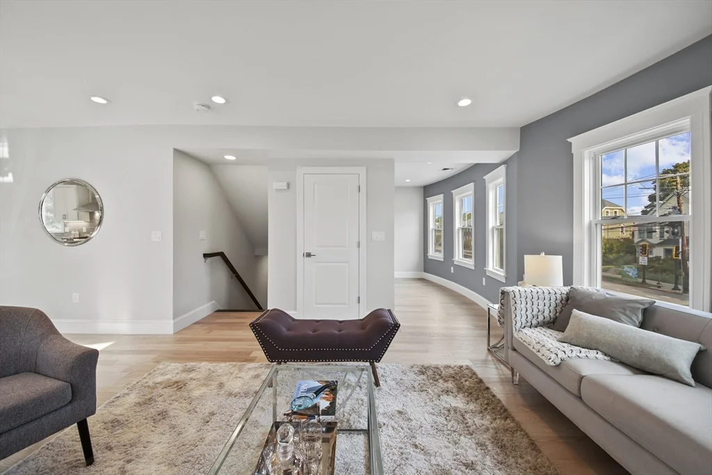 4 bed, 2 bath apartment for rent at 80 Massachusetts Ave Unit 80, Arlington — photo 6 of 41
