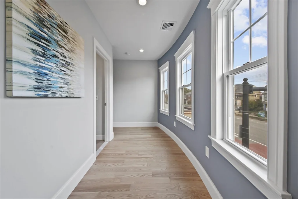 4 bed, 2 bath apartment for rent at 80 Massachusetts Ave Unit 80, Arlington — photo 38 of 41