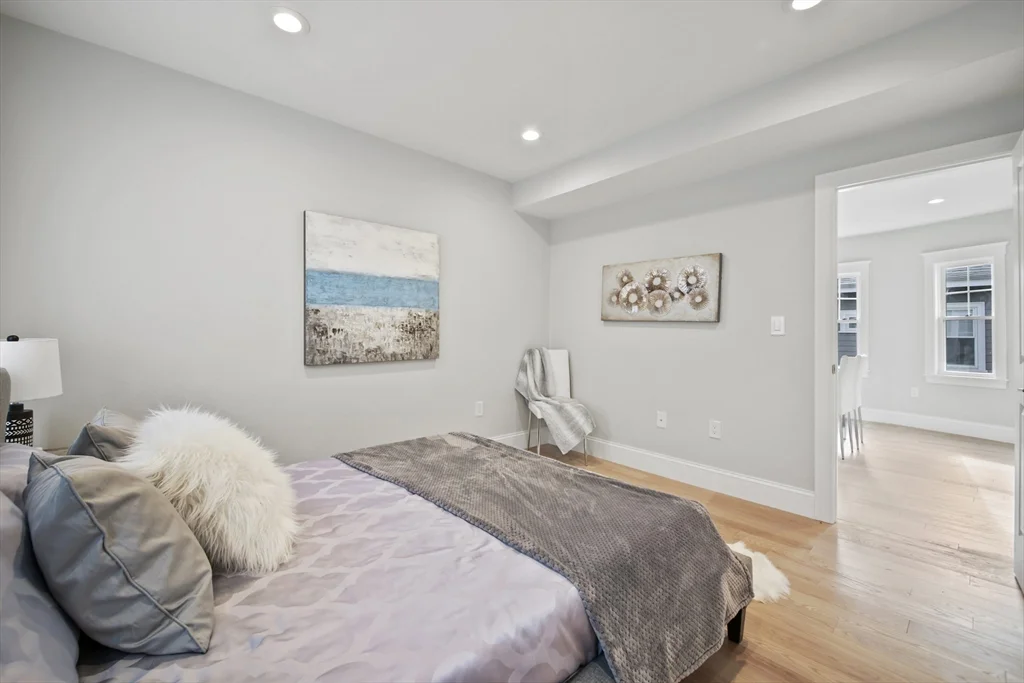 4 bed, 2 bath apartment for rent at 80 Massachusetts Ave Unit 80, Arlington — photo 28 of 41