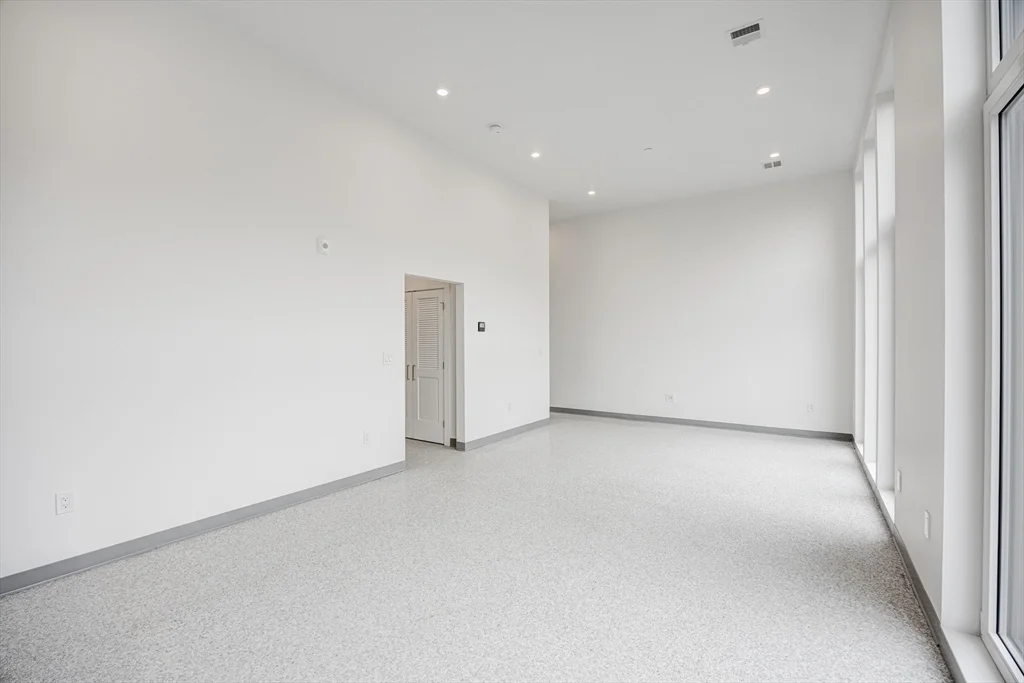 1 bed, 1 bath apartment for rent at 80 Middlesex St Unit 103, Lowell — photo 13 of 22