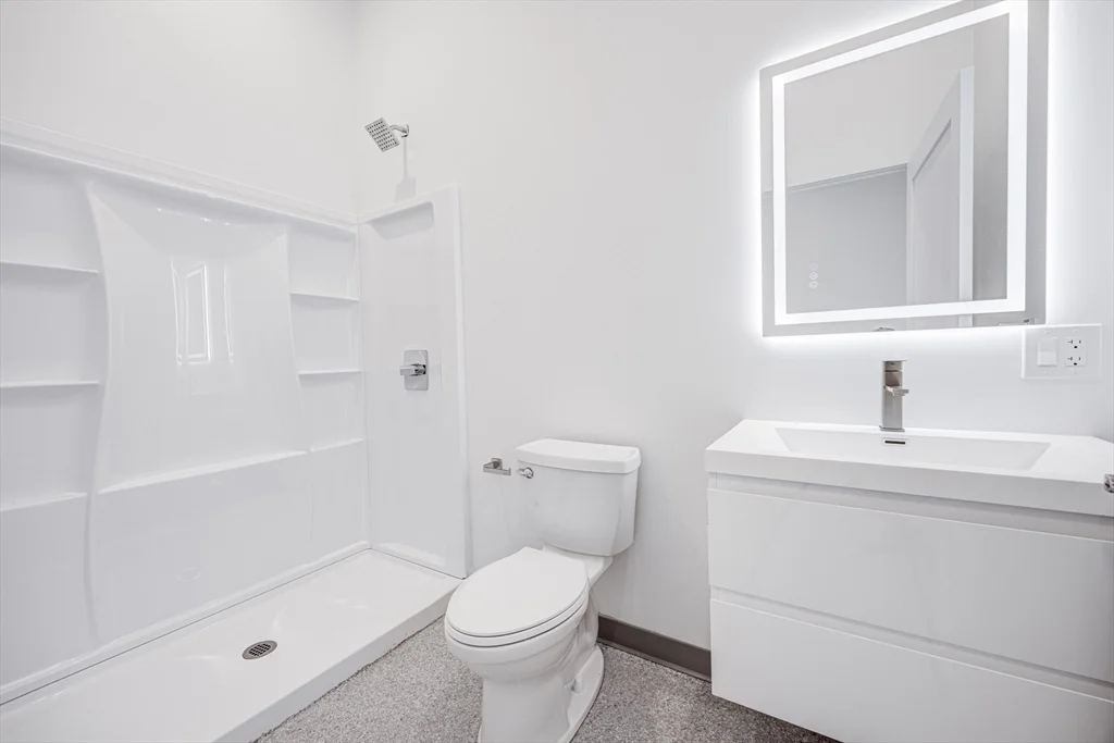 2 bed, 2 bath apartment for rent at 80 Middlesex St Unit 105, Lowell — photo 13 of 24