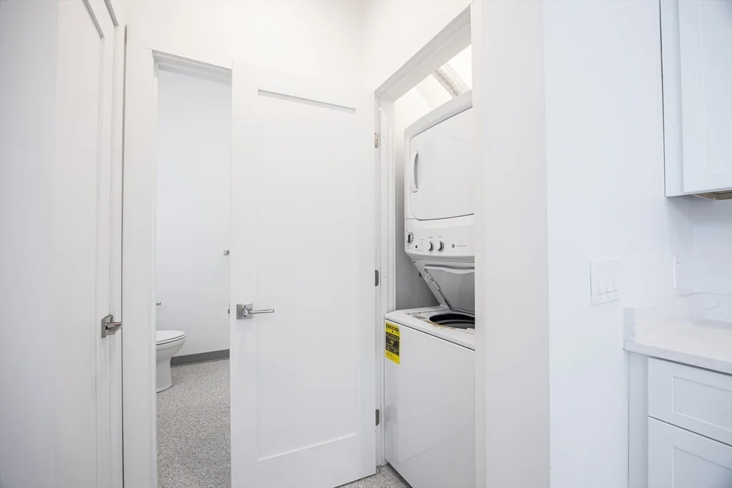 Studio bed, 1 bath apartment for rent at 80 Middlesex St Unit 202, Lowell — photo 13 of 21