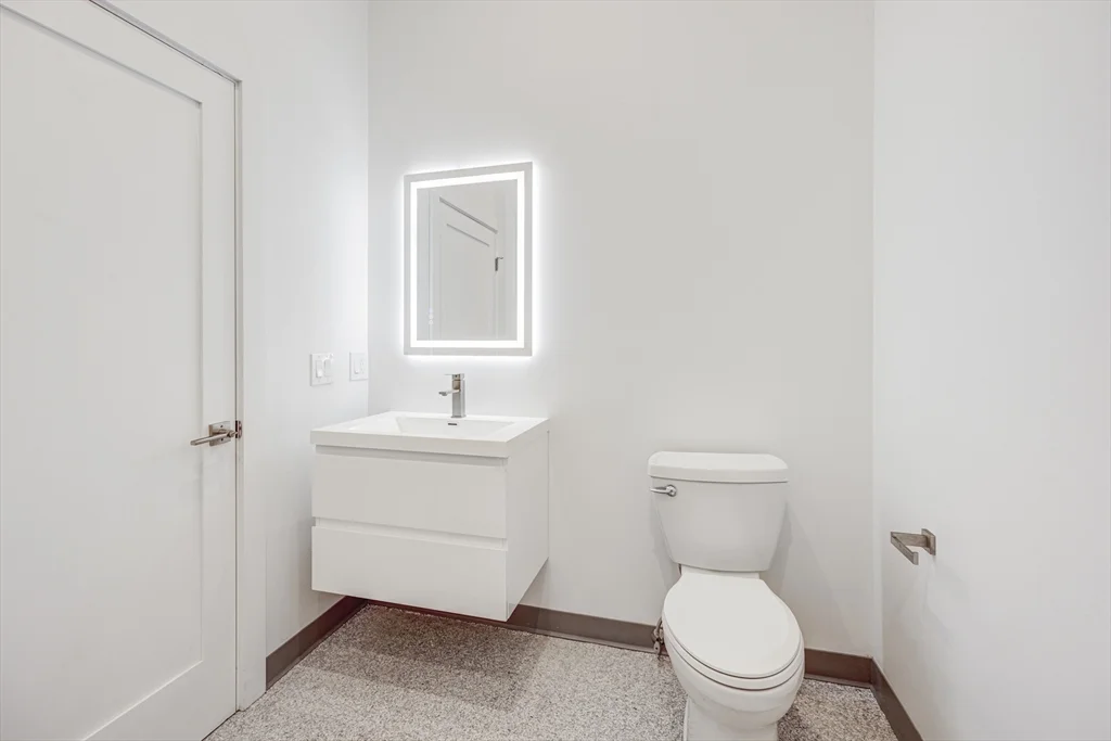 Studio bed, 1 bath apartment for rent at 80 Middlesex St Unit 202, Lowell — photo 16 of 21