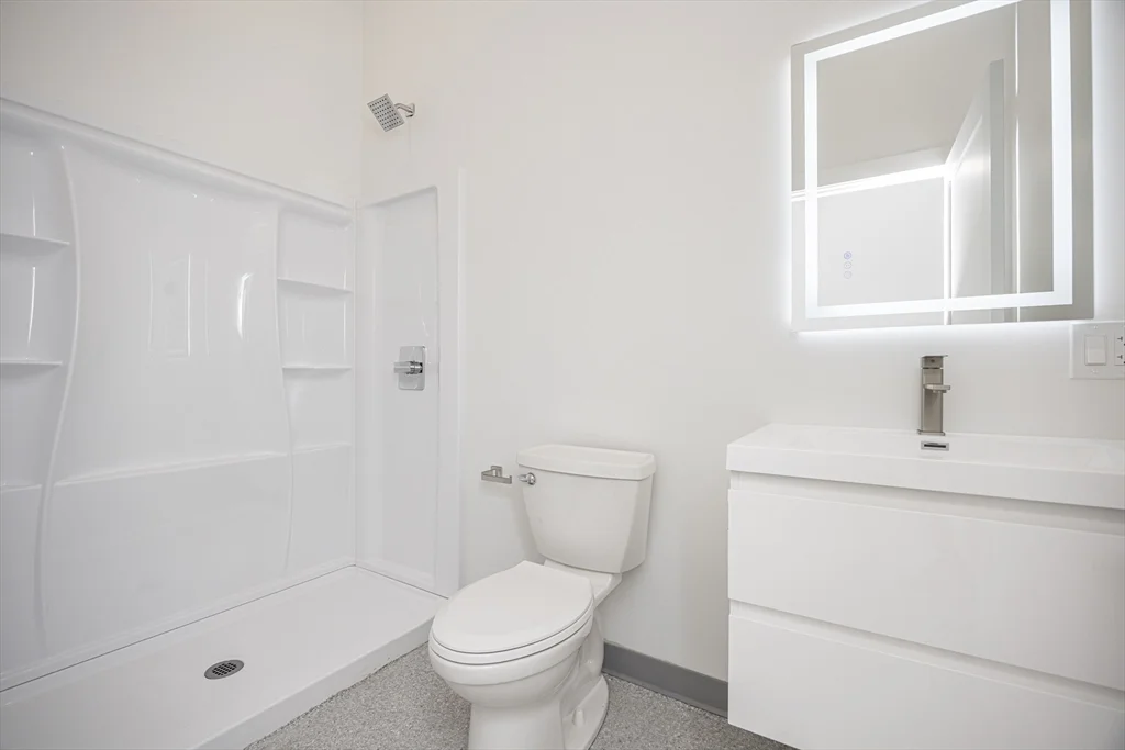 2 bed, 2 bath apartment for rent at 80 Middlesex St Unit 206, Lowell — photo 20 of 24