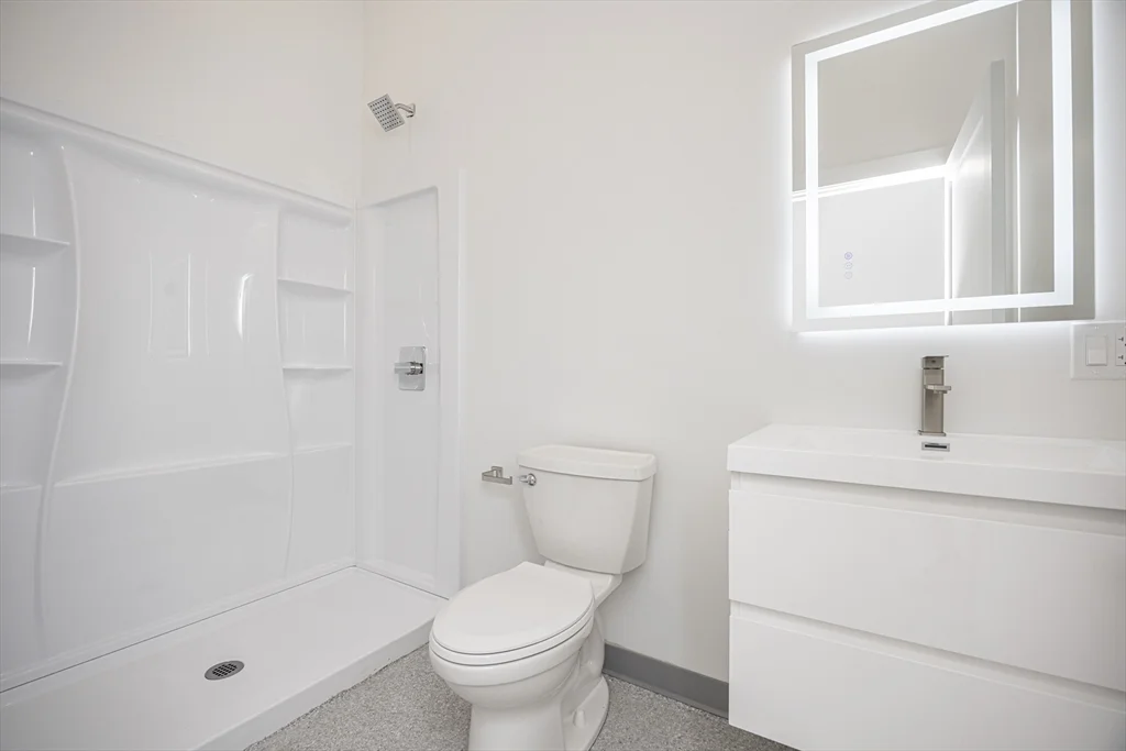 2 bed, 2 bath apartment for rent at 80 Middlesex St Unit 306, Lowell — photo 19 of 24