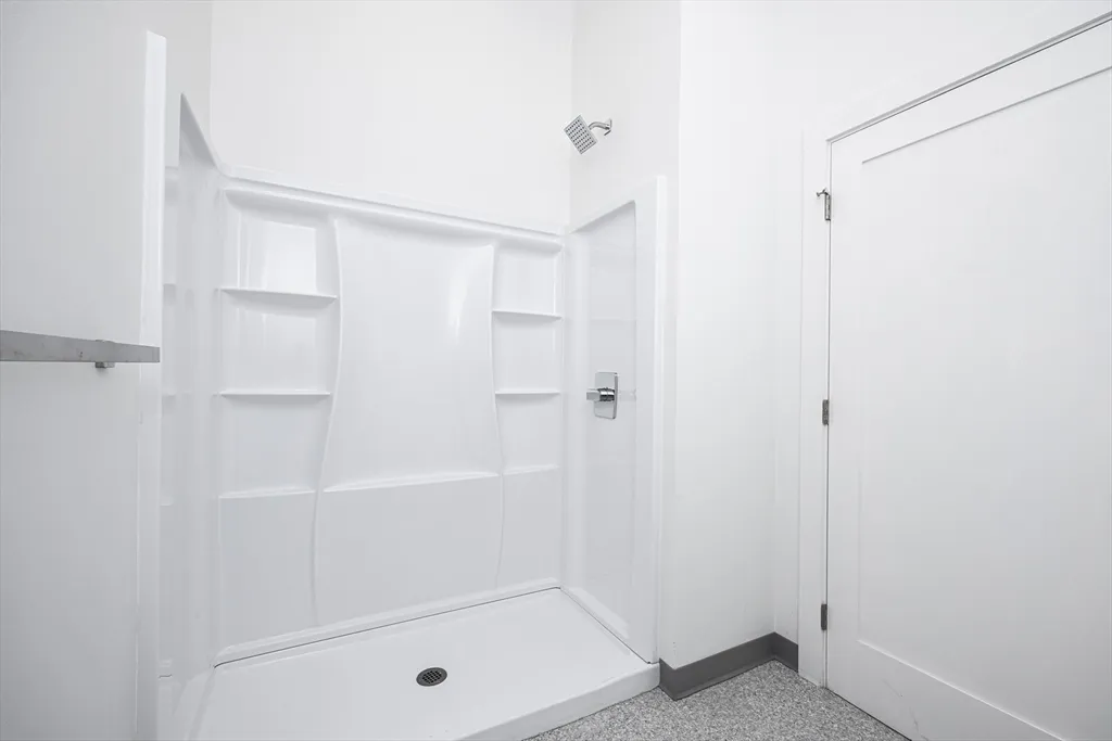Studio bed, 1 bath apartment for rent at 80 Middlesex St Unit 309, Lowell — photo 15 of 21