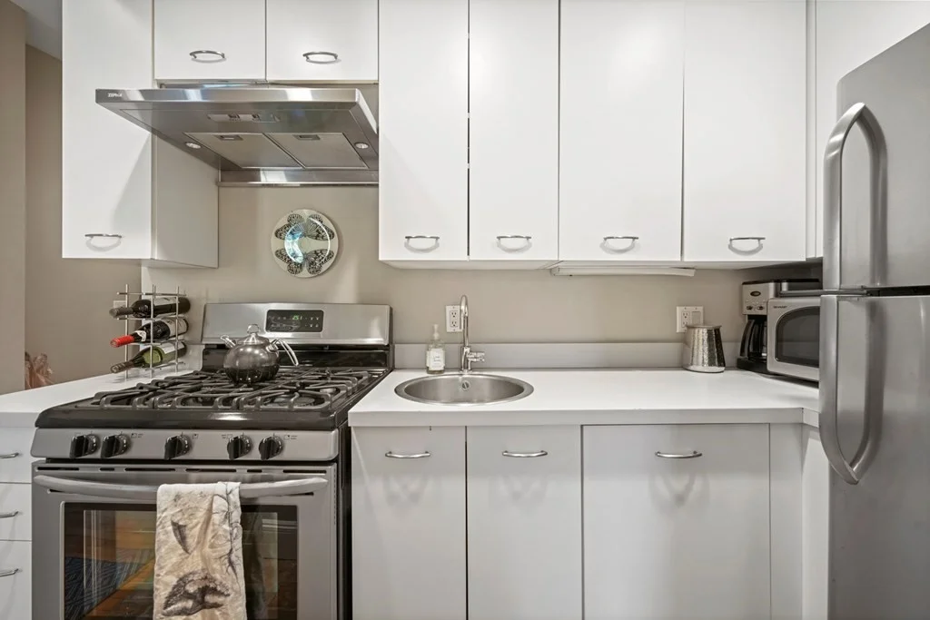 2 bed, 1 bath apartment for rent at 80 Mt Vernon St Unit 8, Beacon Hill — photo 13 of 26