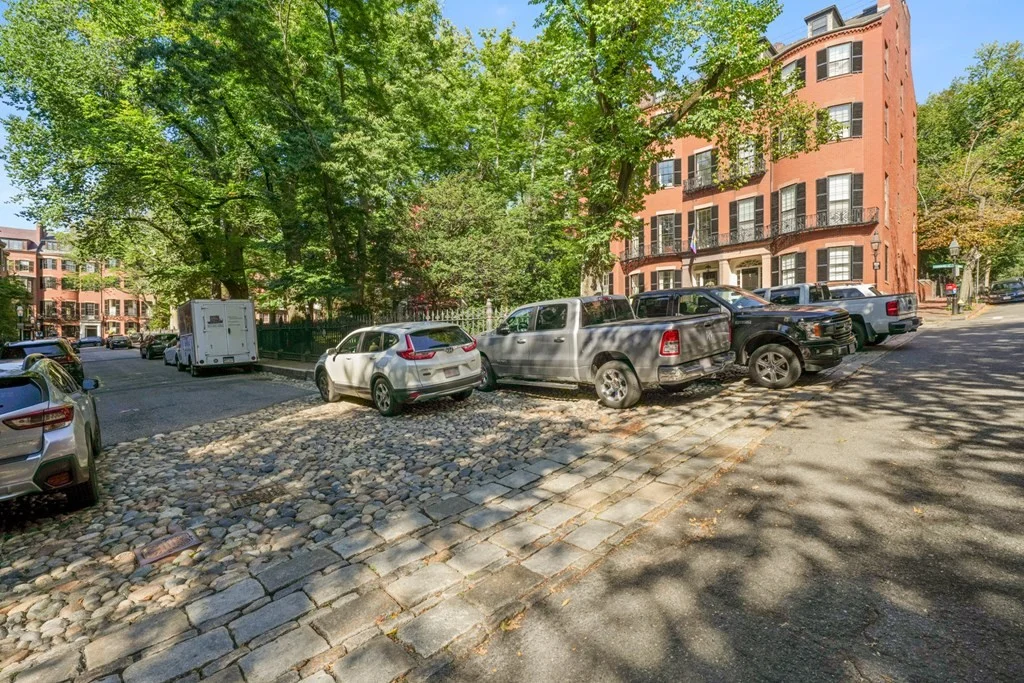 2 bed, 1 bath apartment for rent at 80 Mt Vernon St Unit 8, Beacon Hill — photo 26 of 26