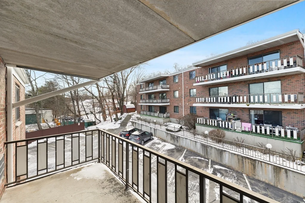 2 bed, 1 bath apartment for rent at 80 N Warren St Unit 2D, Woburn — photo 15 of 19