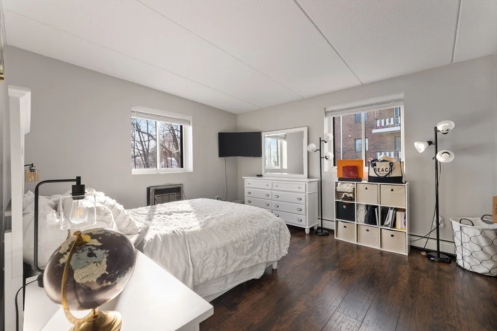 2 bed, 1 bath apartment for rent at 80 N Warren St Unit 2D, Woburn — photo 7 of 19