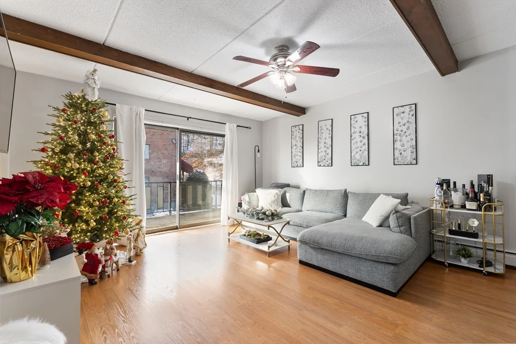 2 bed, 1 bath apartment for rent at 80 N Warren St Unit 2D, Woburn — photo 5 of 19