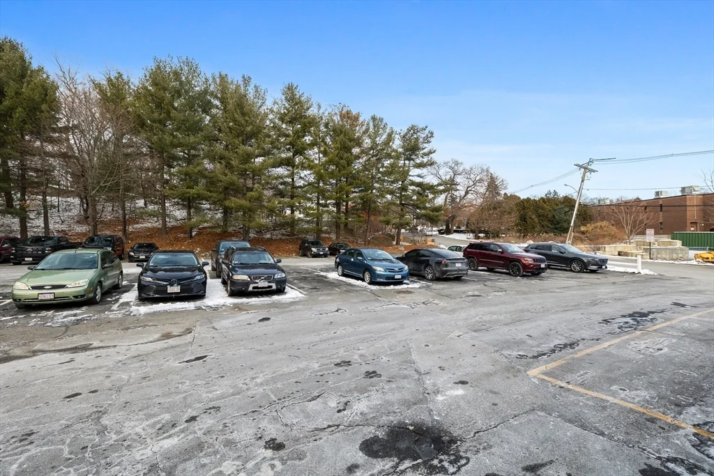 2 bed, 1 bath apartment for rent at 80 N Warren St Unit 2D, Woburn — photo 17 of 19