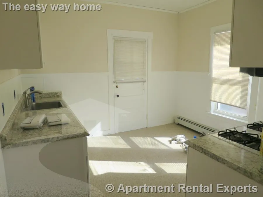 3 bed, 1 bath apartment for rent at 80 Newbury St Unit 1, Davis Square — photo 7 of 11