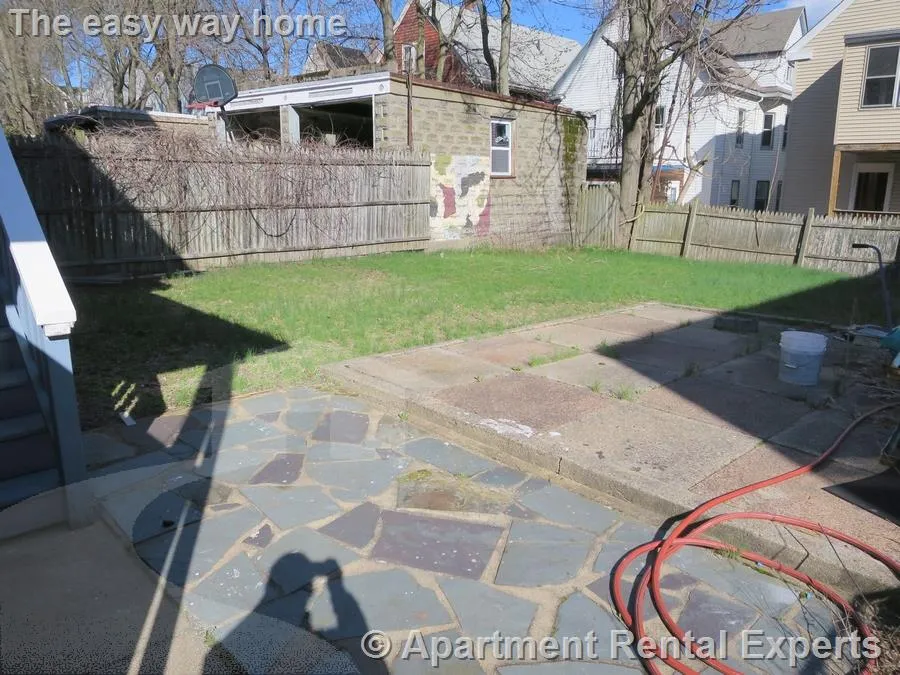 3 bed, 1 bath apartment for rent at 80 Newbury St Unit 1, Davis Square — photo 11 of 11