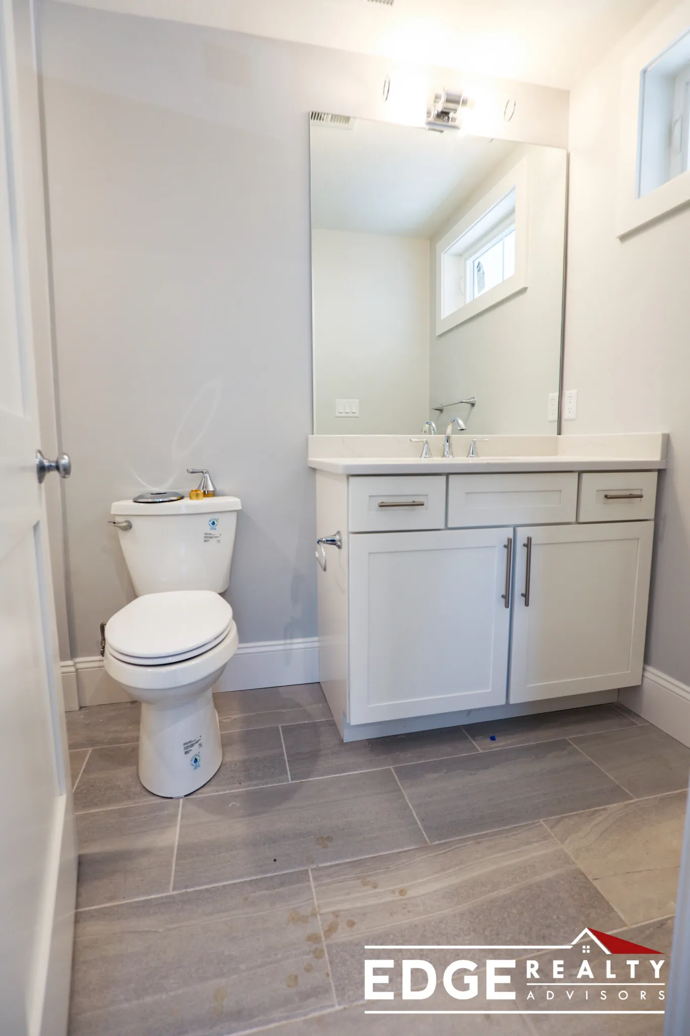 5 bed, 3 bath apartment for rent at 80 North Beacon St Unit 2, Allston — photo 8 of 12