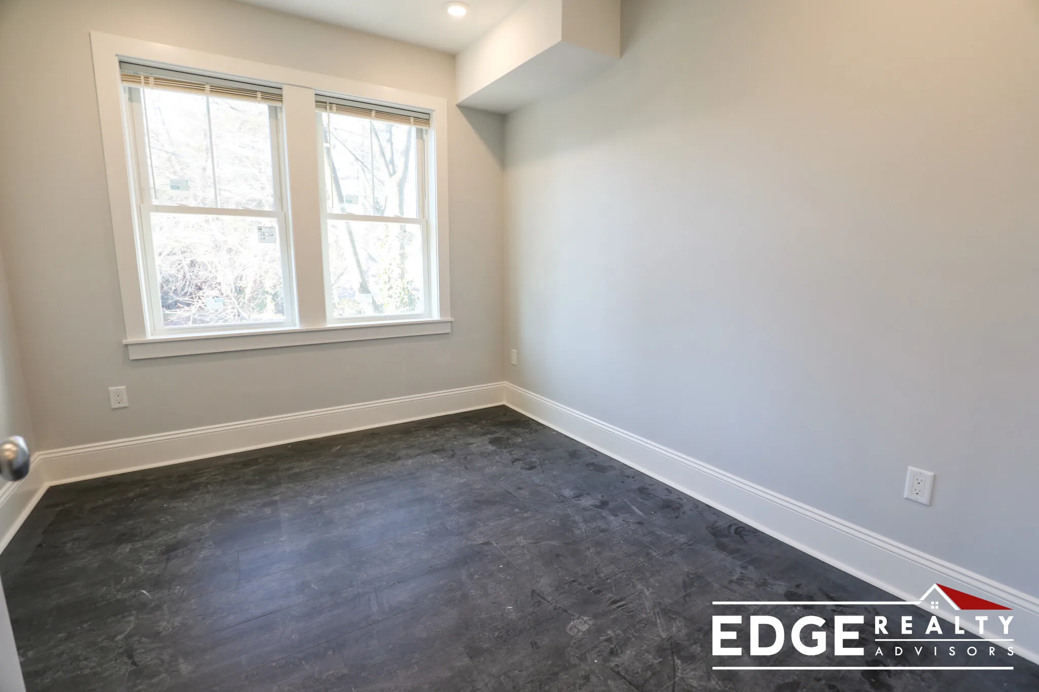 4 bed, 2 bath apartment for rent at 80 North Beacon St Unit 3, Allston — photo 5 of 11