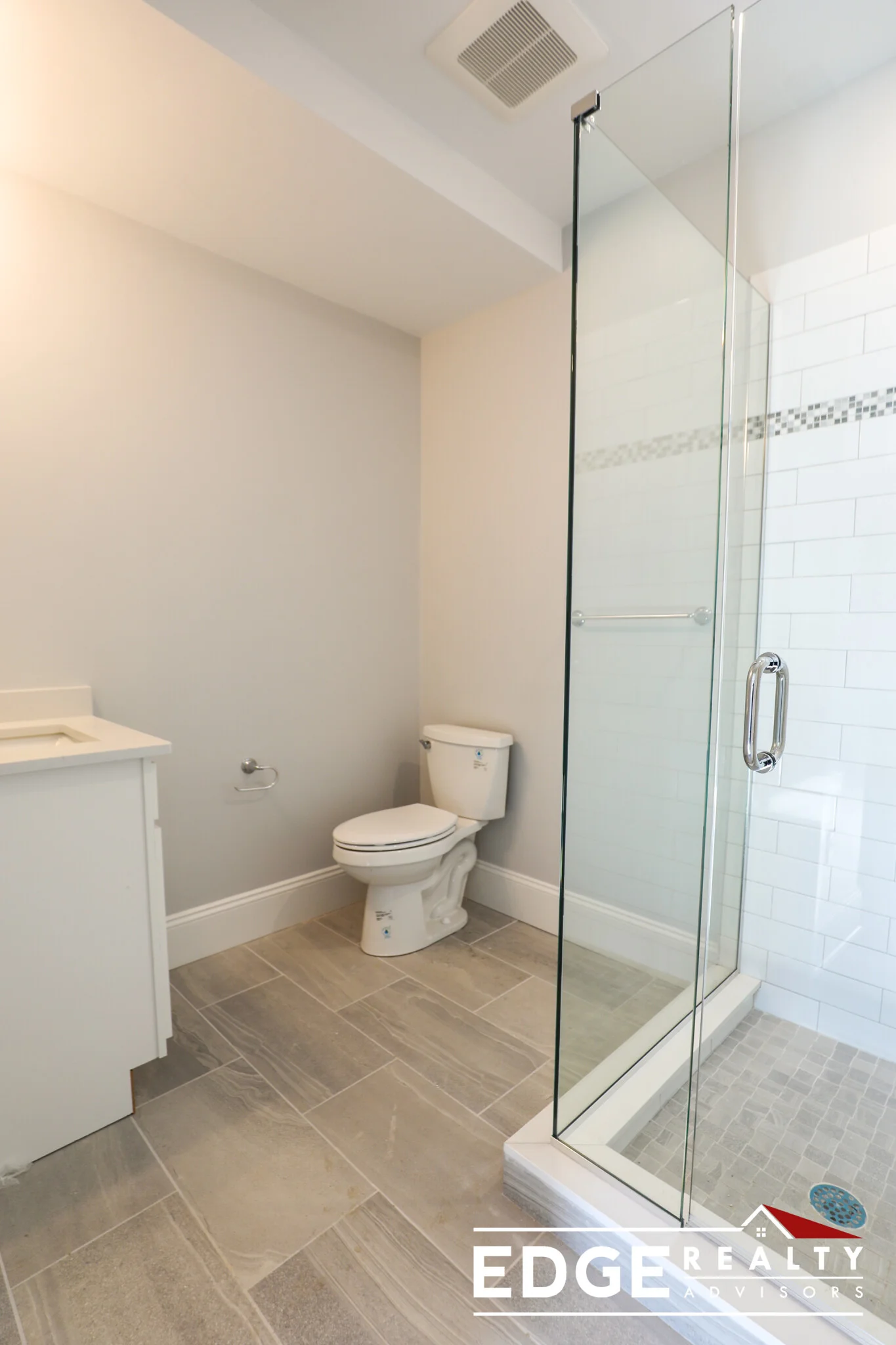 4 bed, 2 bath apartment for rent at 80 North Beacon St Unit 3, Allston — photo 11 of 11