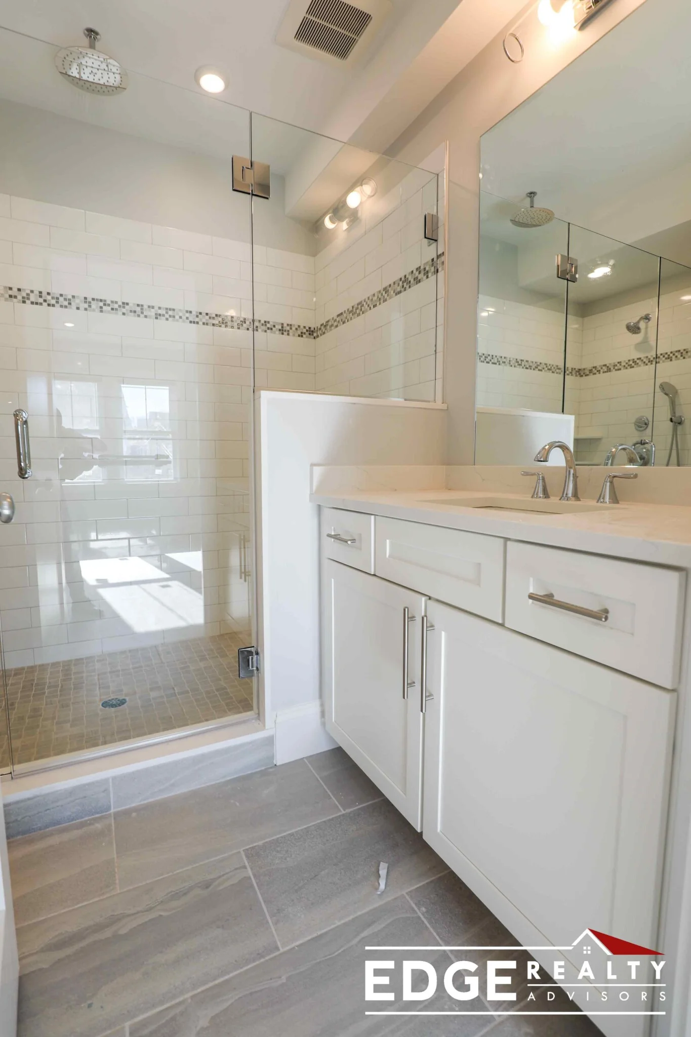 4 bed, 3 bath apartment for rent at 80 North Beacon St Unit 4, Allston — photo 11 of 12