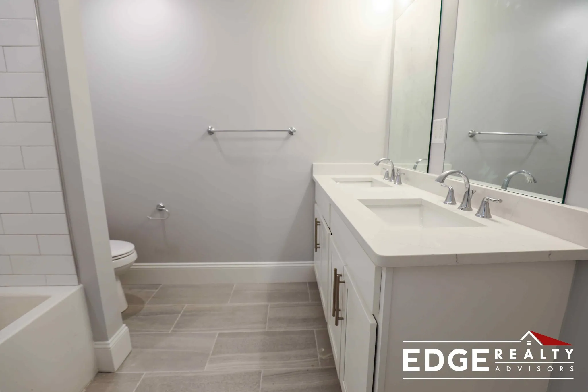 4 bed, 3 bath apartment for rent at 80 North Beacon St Unit 4, Allston — photo 5 of 12