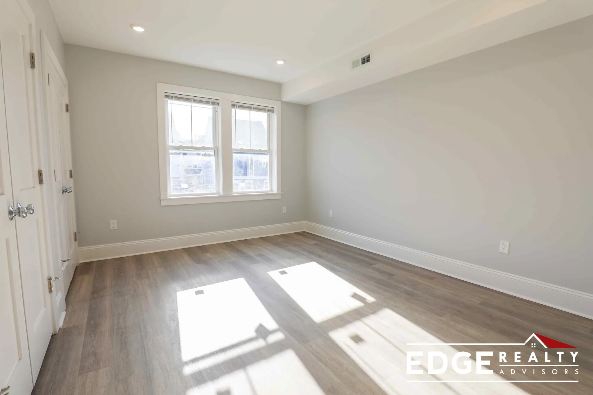 4 bed, 3 bath apartment for rent at 80 North Beacon St Unit 4, Allston — photo 10 of 12