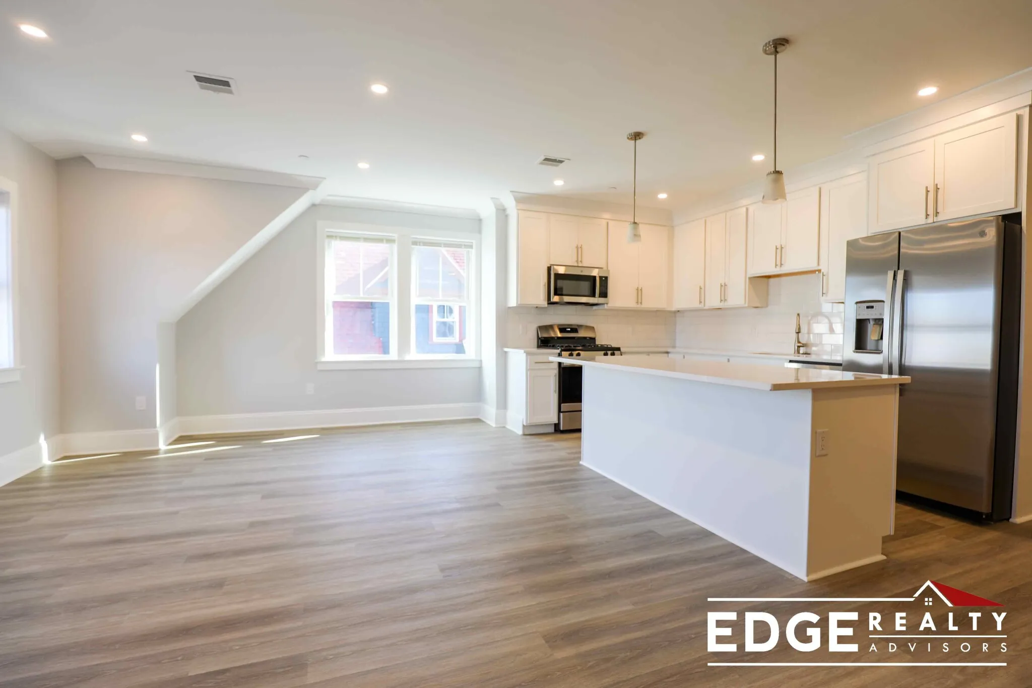 4 bed, 3 bath apartment for rent at 80 North Beacon St Unit 6, Allston
