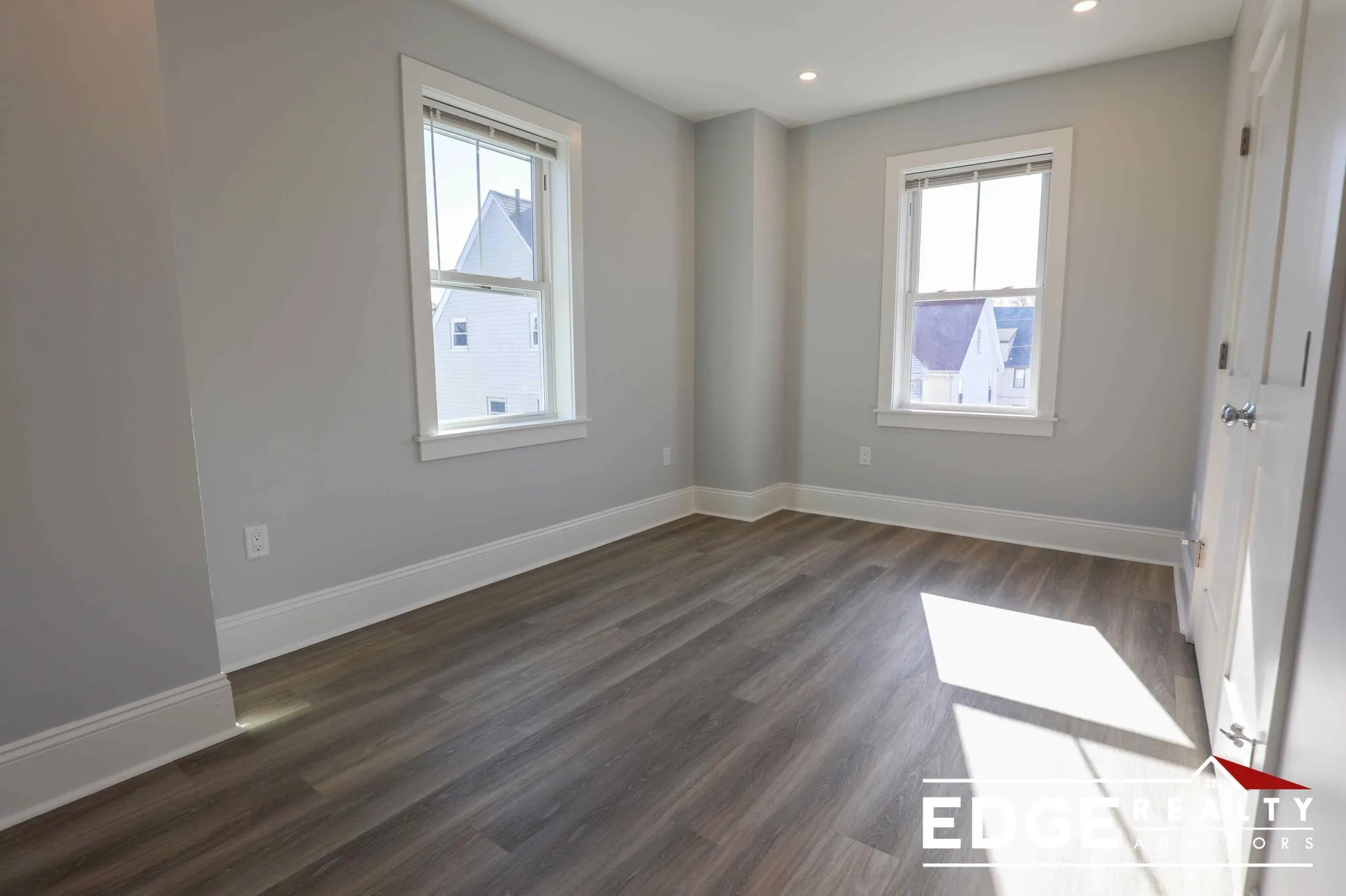 4 bed, 3 bath apartment for rent at 80 North Beacon St Unit 6, Allston — photo 10 of 13