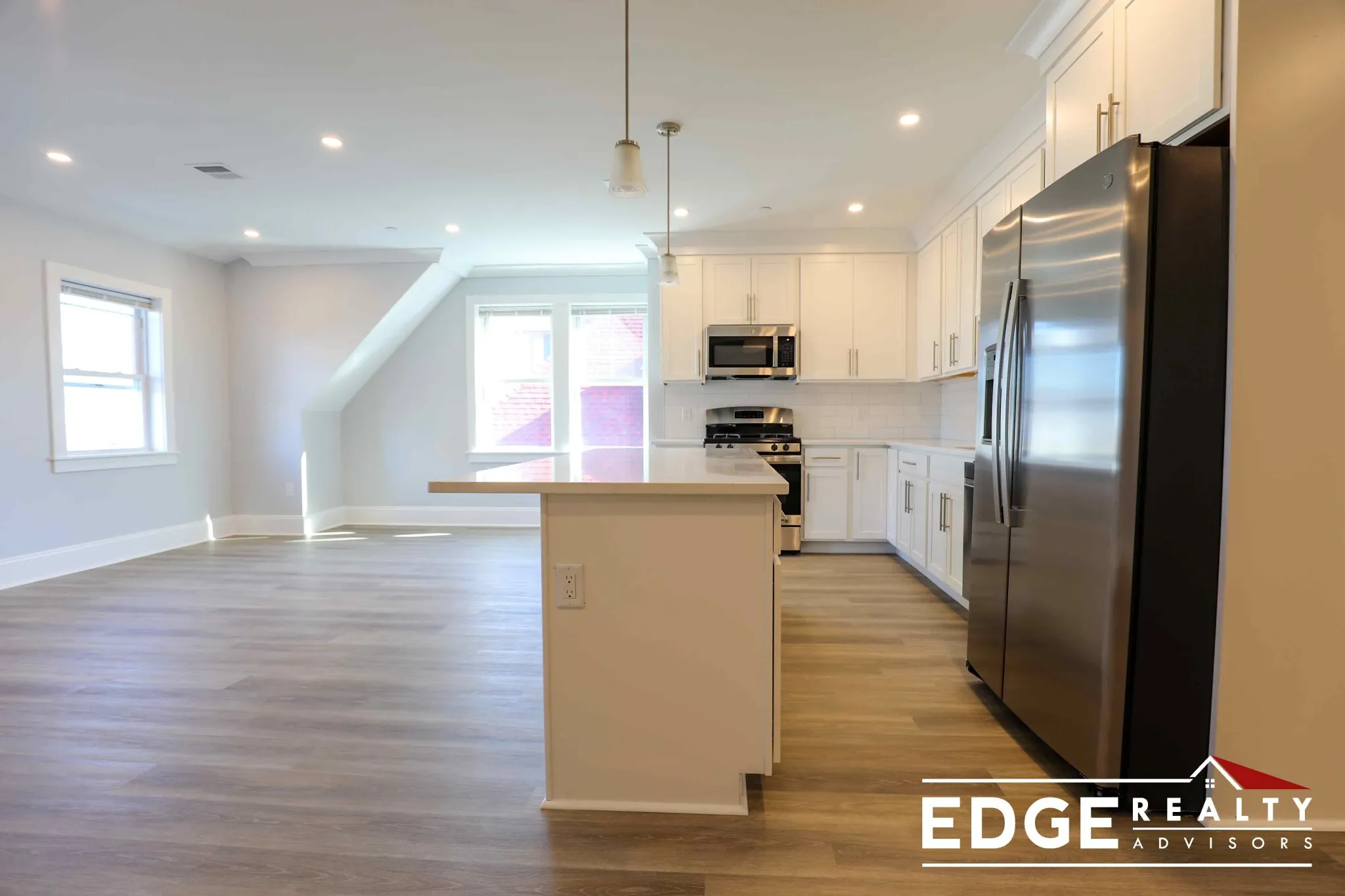 4 bed, 3 bath apartment for rent at 80 North Beacon St Unit 6, Allston — photo 4 of 13