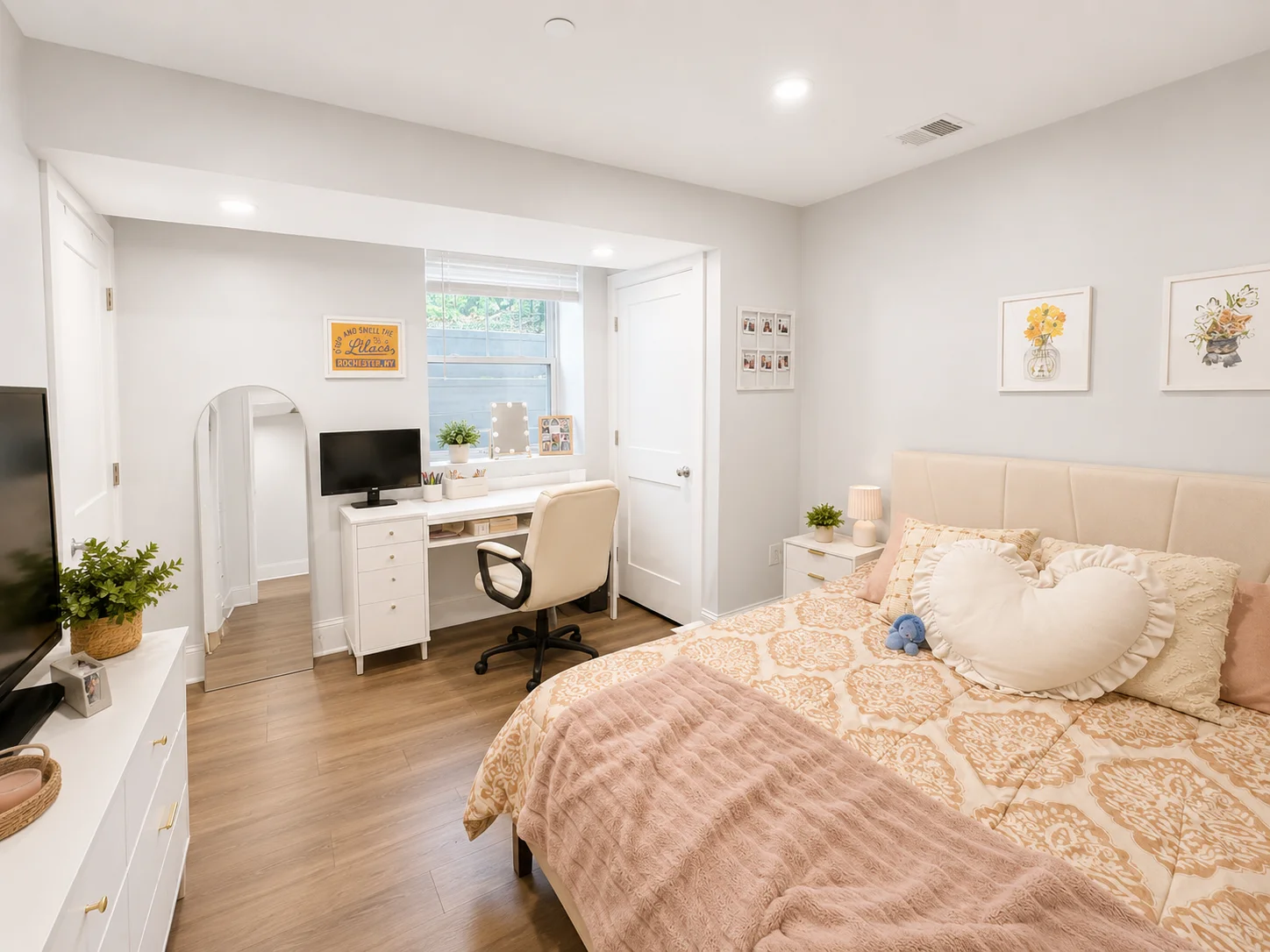 5 bed, 3 bath apartment for rent at 80 North Beacon Unit 1, Allston — photo 7 of 11