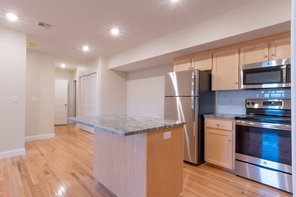 2 bed, 2 bath apartment for rent at 80 North Meadows Rd Unit 204, Medfield — photo 3 of 13