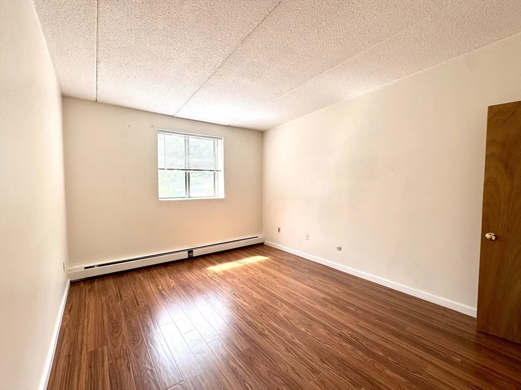1 bed, 1 bath apartment for rent at 80 North Warren Unit 20, Woburn — photo 22 of 39