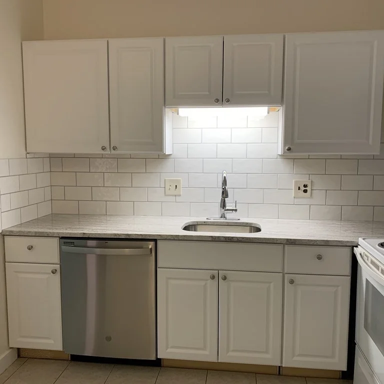 1 bed, 1 bath apartment for rent at 80 North Warren Unit 20, Woburn — photo 1 of 39